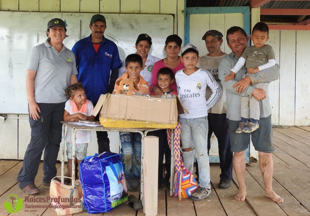 Semillas para la Escuela en la Vereda el Hobo en San Luis - Tolima y La Macarena - Meta.