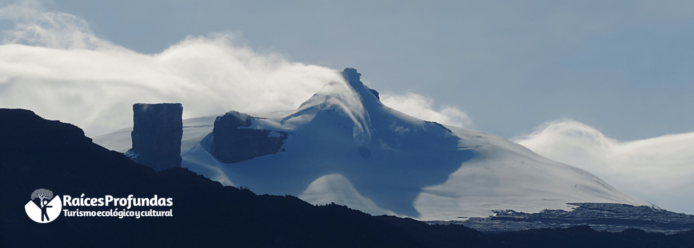 Raíces Profundas Turismo Ecológico y Cultural. Excursión Glaciares del Oriente Colombiano. Pico Pan de Azúcar y Púlpito del Diablo.