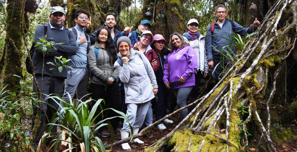 Raíces Profundas Turismo Ecológico y Cultural. Caminata LAs Formas del Agua en el Parque Nacional Natural Chingaza.